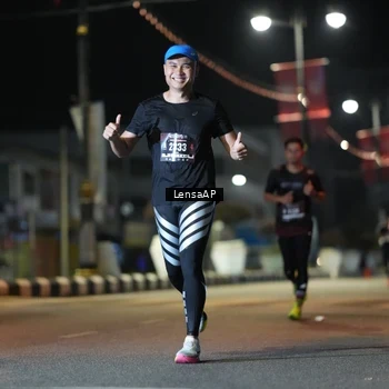 Runner Photo 5775835