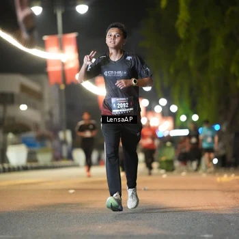 Runner Photo 5775848