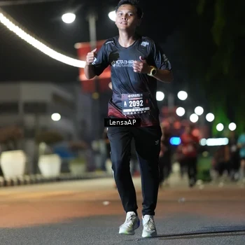 Runner Photo 5775849