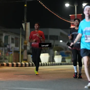 Runner Photo 5775871