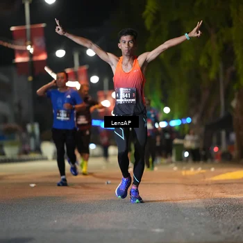 Runner Photo 5775888