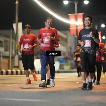 Runner Photo 5775915