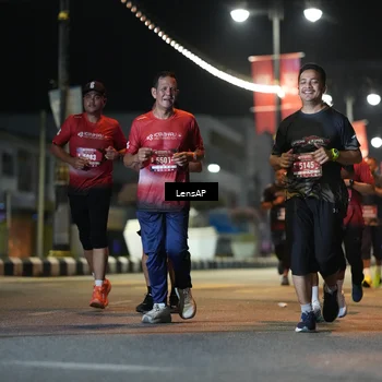 Runner Photo 5775919