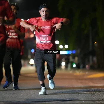 Runner Photo 5776003