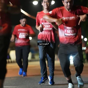 Runner Photo 5776004