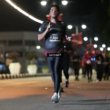 Runner Photo 5776023