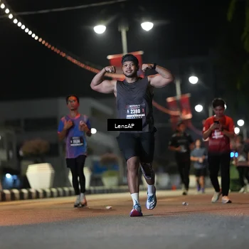 Runner Photo 5776058