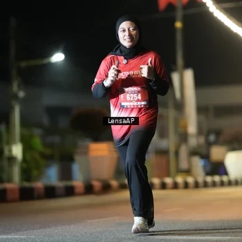 Runner Photo 5776094