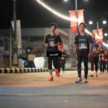Runner Photo 5776123