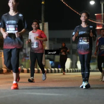 Runner Photo 5776124
