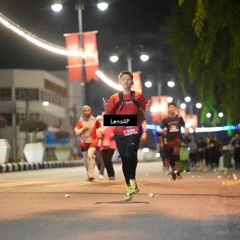 Runner Photo 5776156