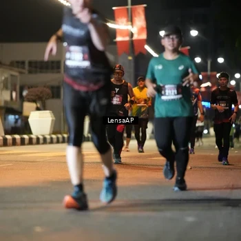 Runner Photo 5776211