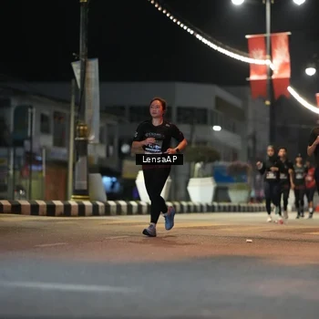 Runner Photo 5776278