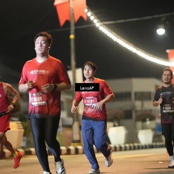 Runner Photo 5776305