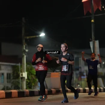 Runner Photo 5776331