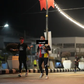 Runner Photo 5776340