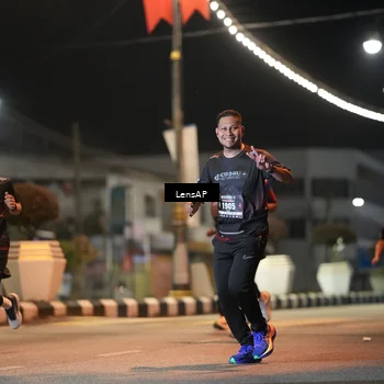 Runner Photo 5776379