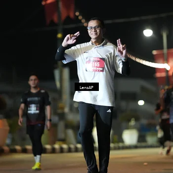 Runner Photo 5776405