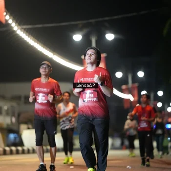 Runner Photo 5776485