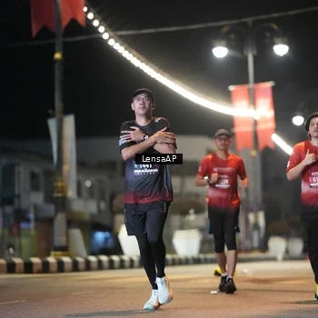 Runner Photo 5776486