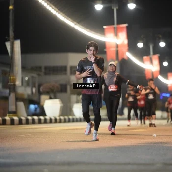 Runner Photo 5776608