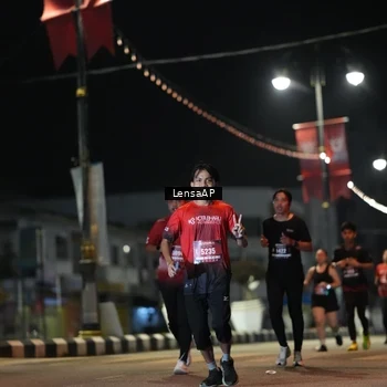 Runner Photo 5776631