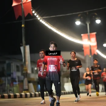 Runner Photo 5776635