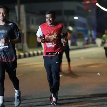 Runner Photo 5776672