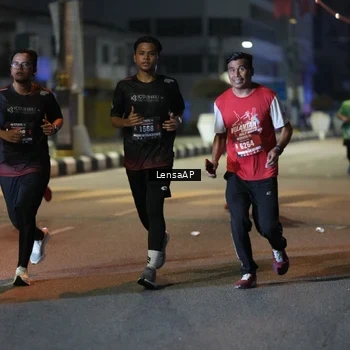 Runner Photo 5776673