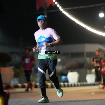 Runner Photo 5776693