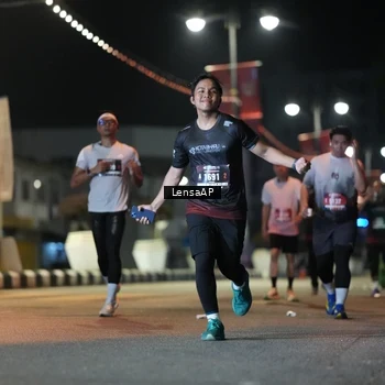 Runner Photo 5776730
