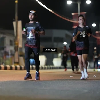 Runner Photo 5776782
