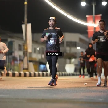 Runner Photo 5776785