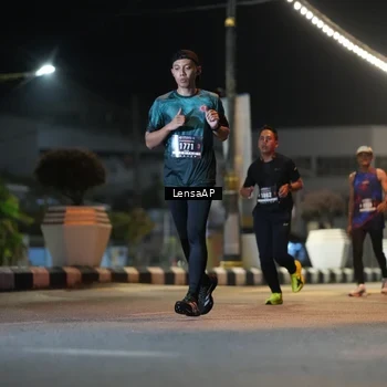 Runner Photo 5776881