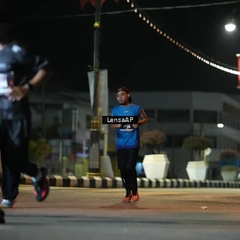 Runner Photo 5777024