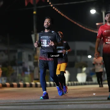 Runner Photo 5777058
