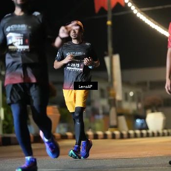Runner Photo 5777060