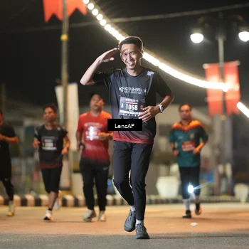 Runner Photo 5777071