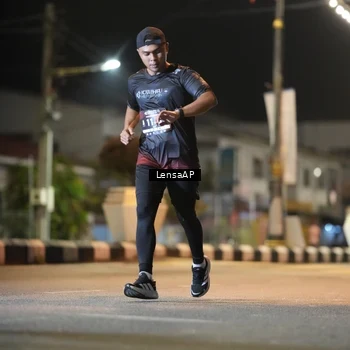 Runner Photo 5777134
