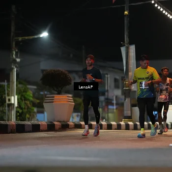 Runner Photo 5777302