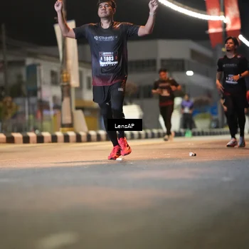 Runner Photo 5777315