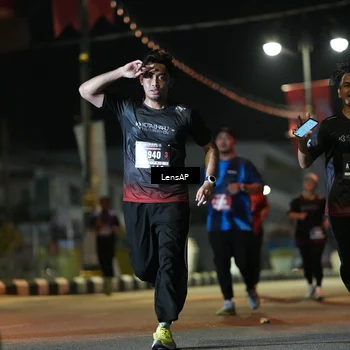 Runner Photo 5777330