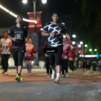 Runner Photo 5777352
