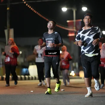 Runner Photo 5777353