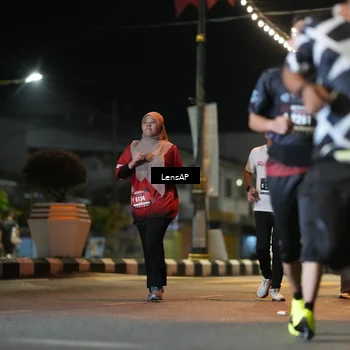 Runner Photo 5777359