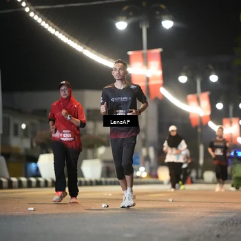 Runner Photo 5777366