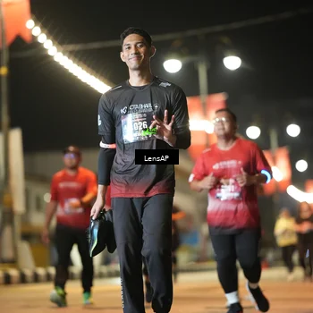 Runner Photo 5777417