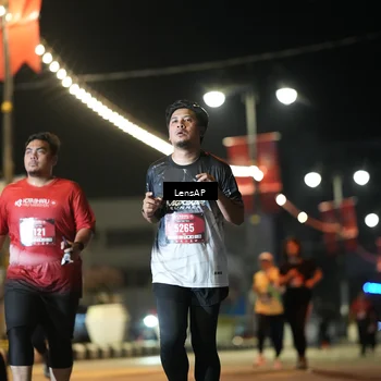 Runner Photo 5777421