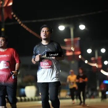 Runner Photo 5777423