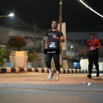 Runner Photo 5777444